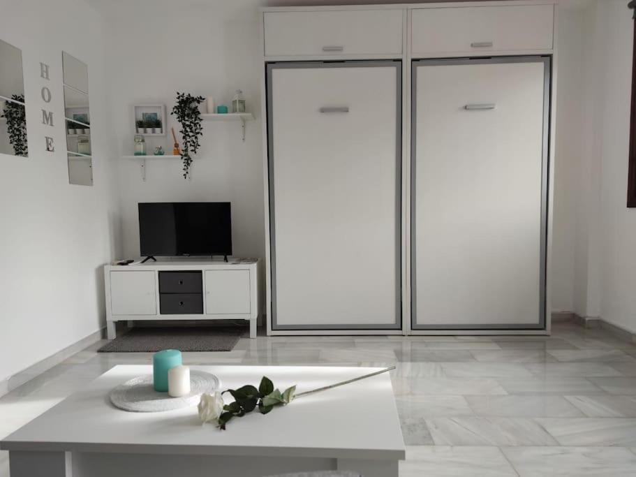Apartamento Maika Benalsun Pueblo Evita Benalmádena Exterior foto